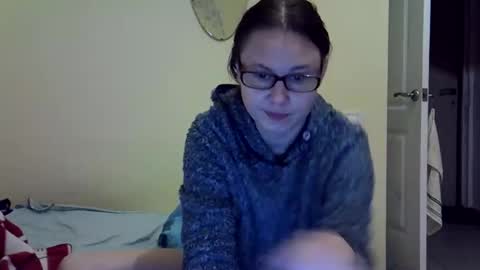 Zyuhre online show from October 2, 2:05 pm